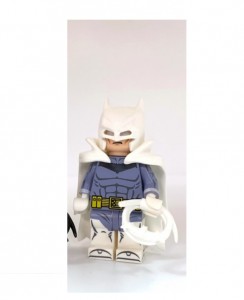 [UG minifigures] Batman Knight White